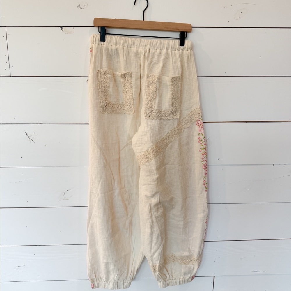 Cream Embroidered Boho Pants size Small - Picture 6 of 8